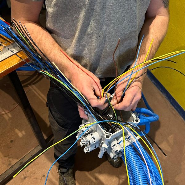 Elektro-Einlegesystem Vorfertigung